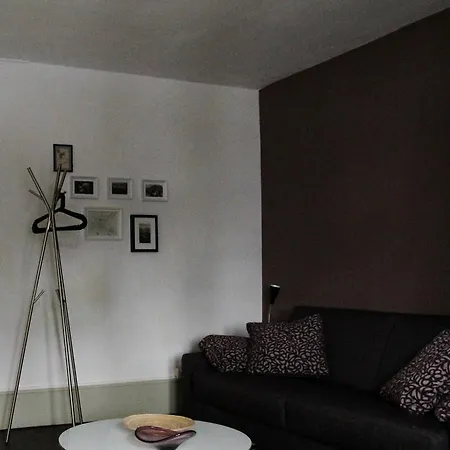 Daire Ferienwohnung Am See *